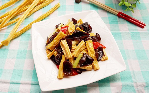 石家莊特色小吃學(xué)校：腐竹能燃燒，還能吃嗎?