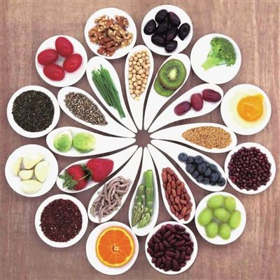 石家莊飲食技校：山野嫩蔬、河海時(shí)鮮……這就是舌尖上的春天