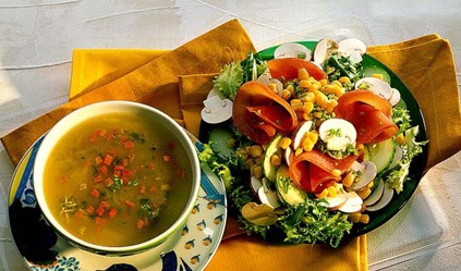 石家莊飲食集團(tuán)技工學(xué)校：溫和又平價(jià)的美容食物，才是最好的護(hù)膚